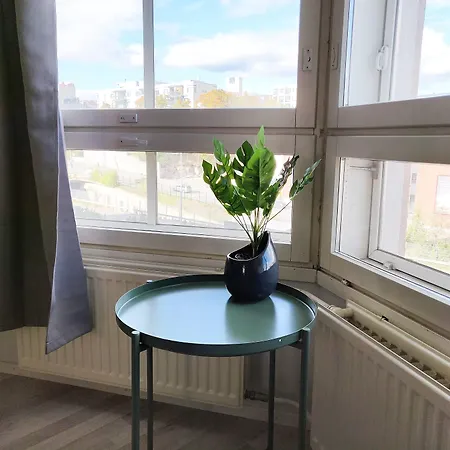 Hiisi Homes Soernaeinen * ヘルシンキ