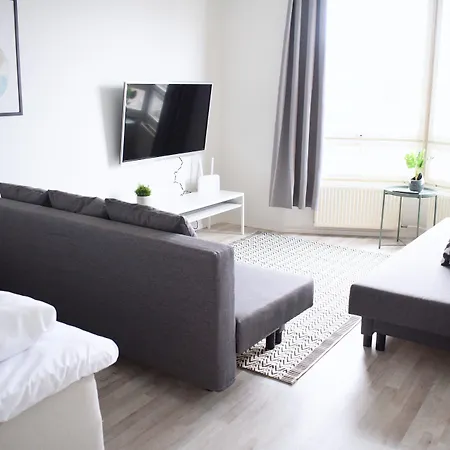 Hiisi Homes Soernaeinen アパート