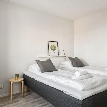 アパート Hiisi Homes Soernaeinen ヘルシンキ