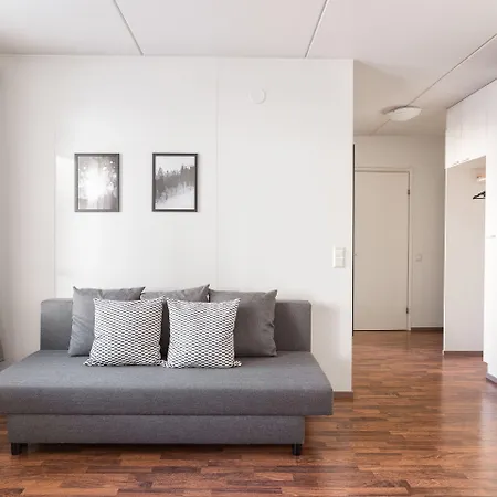 Hiisi Homes Soernaeinen アパート