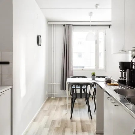 Hiisi Homes Soernaeinen Apartment Helsinki